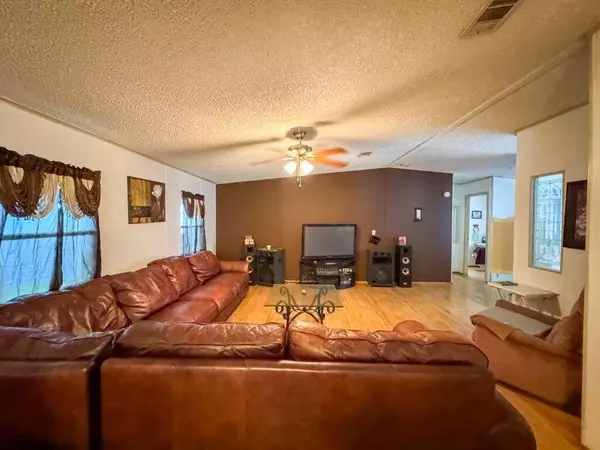 Lantana, FL 33462,3397 Lake Overlook Pl,