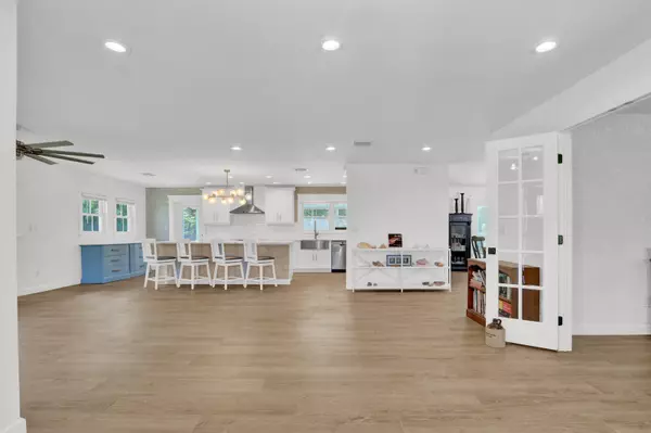 Fort Pierce, FL 34982,105 Main ST