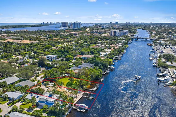 North Palm Beach, FL 33408,2105 Cove LN