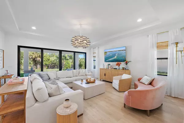 Palm Beach Gardens, FL 33418,13162 Artisan CIR