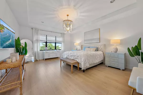 Palm Beach Gardens, FL 33418,13162 Artisan CIR