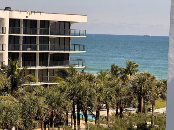 Palm Beach, FL 33480,3450 S Ocean BLVD 623