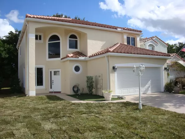 Greenacres, FL 33463,225 Maplewood LN