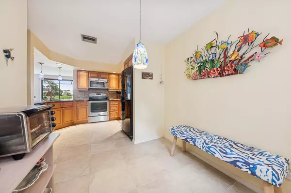 Palm Beach Gardens, FL 33418,832 Windermere WAY