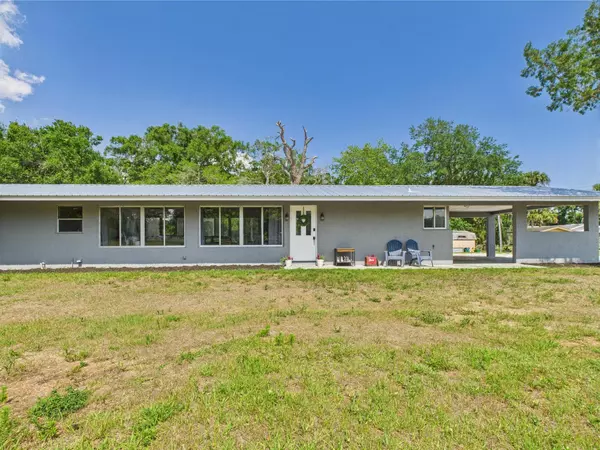 Okeechobee, FL 34974,52 SW 67th DR