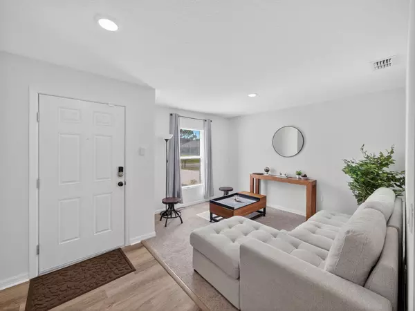 Port Saint Lucie, FL 34987,1716 SW Palermo RD