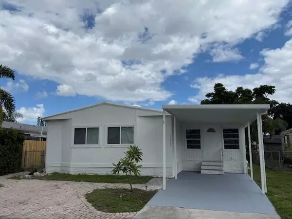 11866 Bay PL, Boca Raton, FL 33428