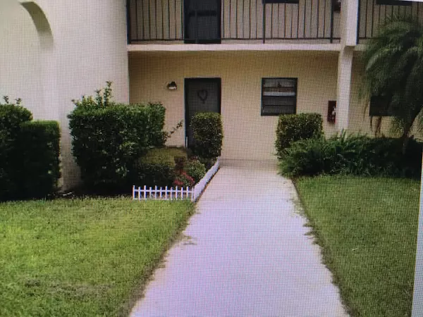 Fort Pierce, FL 34950,2050 Oleander BLVD 2105