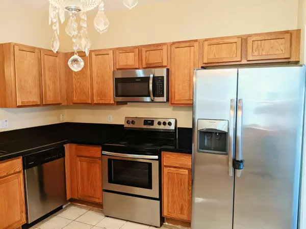 2226 Oakmont DR, Riviera Beach, FL 33404