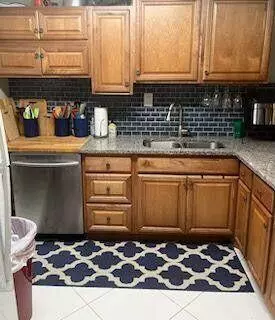 Lake Worth, FL 33461,2856 Garden DR 112