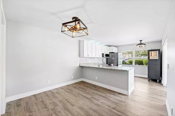 Lake Clarke Shores, FL 33406,8132 Sedgewick CT 32a