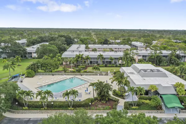 Jupiter, FL 33469,18081 SE Country Club DR 12-115