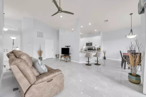 Port Saint Lucie, FL 34986,309 NW Toscane Trail TRL