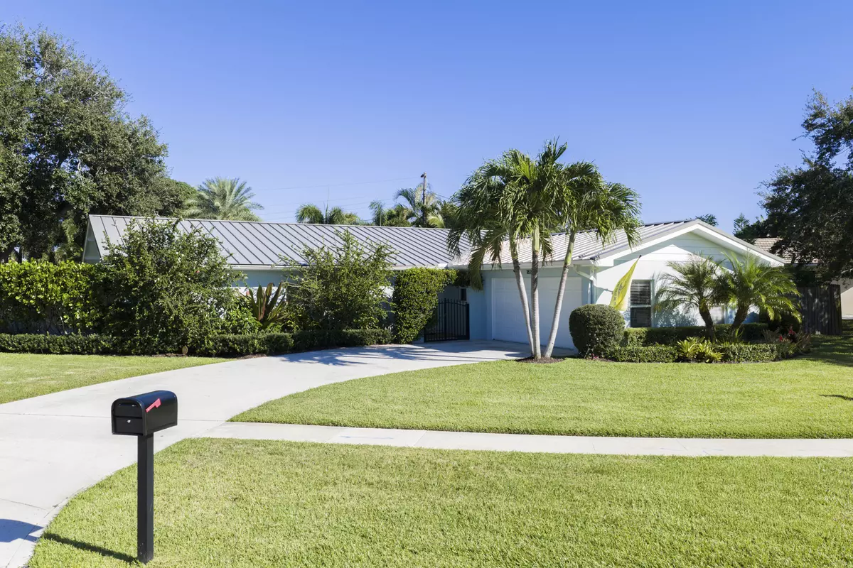 North Palm Beach, FL 33408,1821 Ascott RD