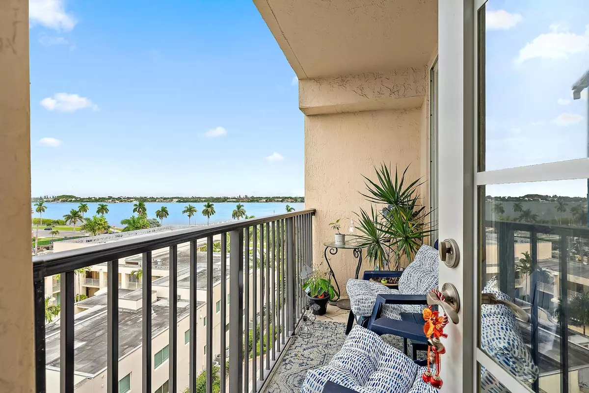 West Palm Beach, FL 33407,1801 N Flagler DR 732