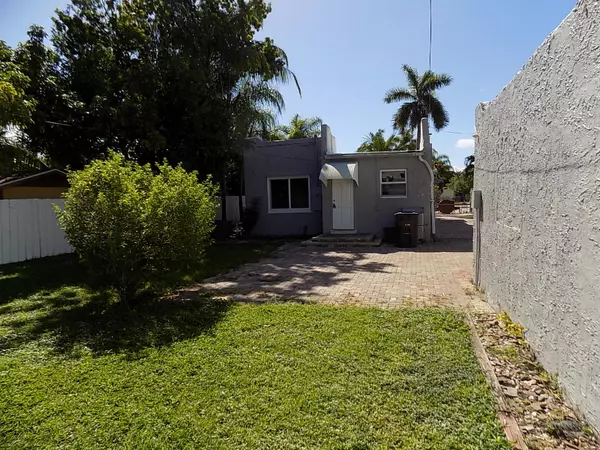 West Palm Beach, FL 33405,717 Hansen ST