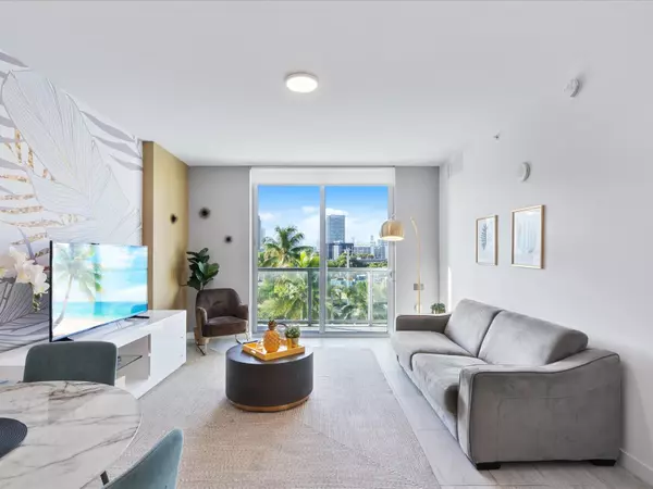 Miami, FL 33137,3900 Biscayne BLVD S-304