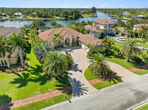 Port Saint Lucie, FL 34952,109 SE Fiore Bello