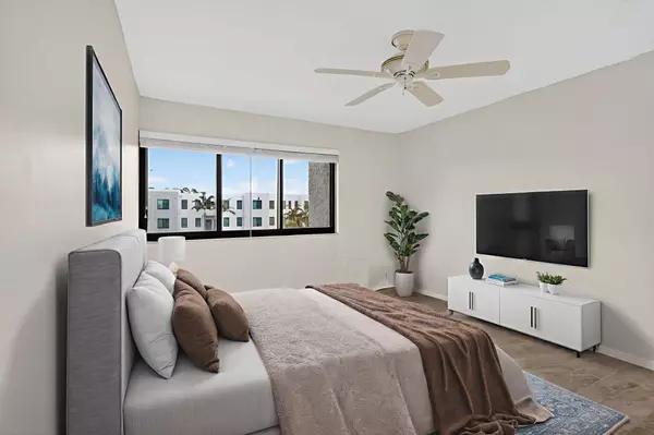 Lake Worth, FL 33467,4242 Deste CT 301