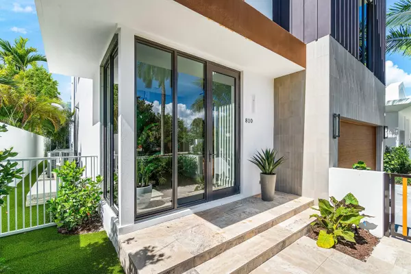 Delray Beach, FL 33483,810 Palm TRL