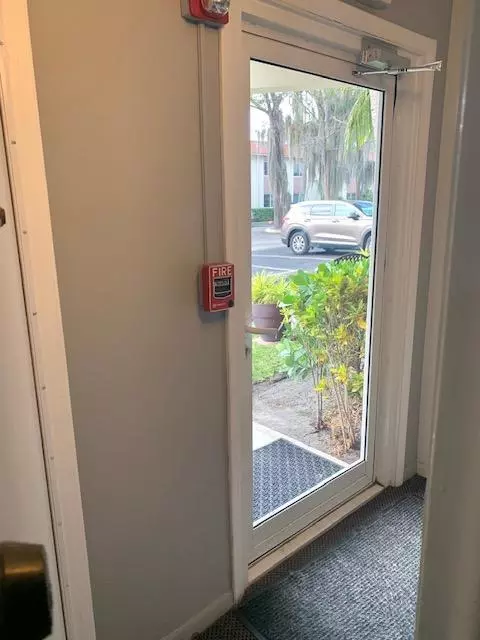 Wilton Manors, FL 33305,119 NE 19th CT 112g