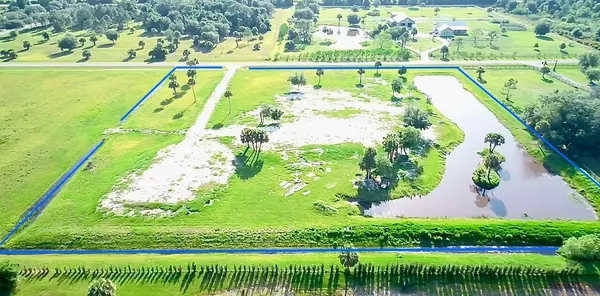 Okeechobee, FL 34974,2452 SE 130th WAY