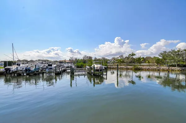 318 Oak Harbour DR 318, Juno Beach, FL 33408