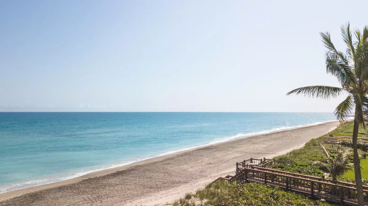 Jupiter, FL 33469,19950 Beach Road 4s