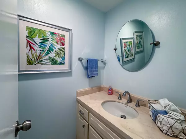 Delray Beach, FL 33483,50 East RD 5c
