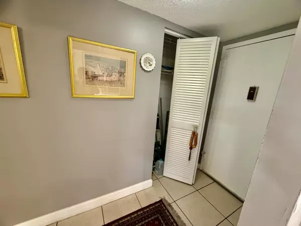 Coconut Creek, FL 33066,1211 Bahama BND F1