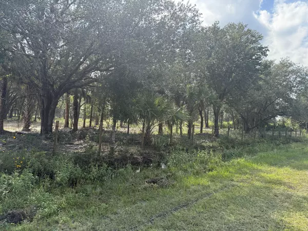 Okeechobee, FL 34972,15838 NW 312th ST