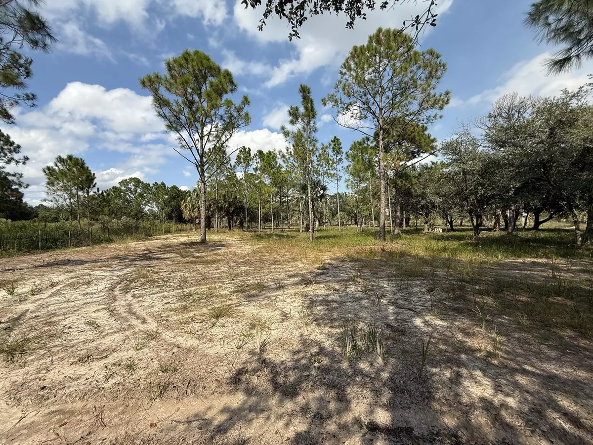 Okeechobee, FL 34972,15838 NW 312th ST