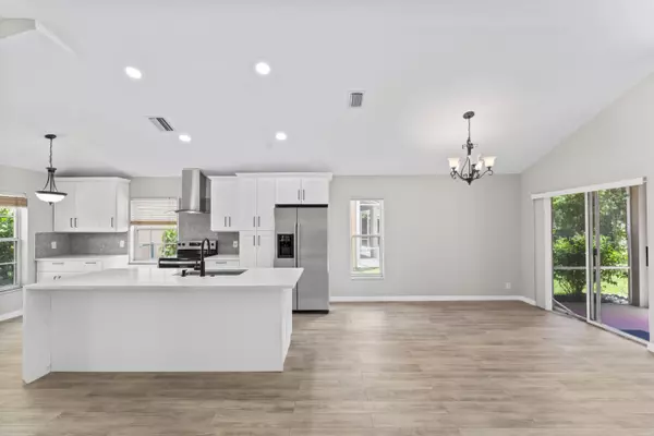 Riviera Beach, FL 33418,2022 Bonisle CIR