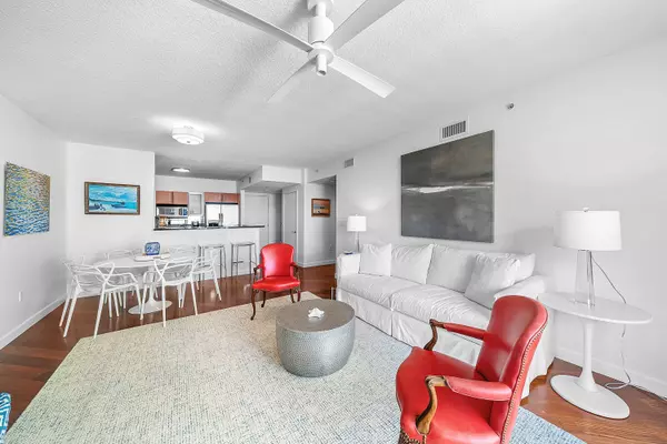 West Palm Beach, FL 33401,1551 N Flagler DR 1012