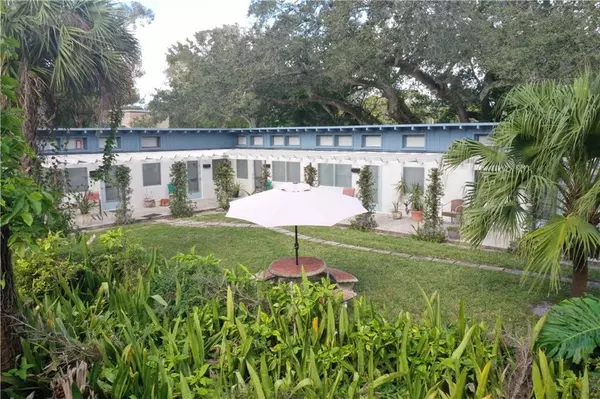 2335 15th AVE 1, Vero Beach, FL 32960