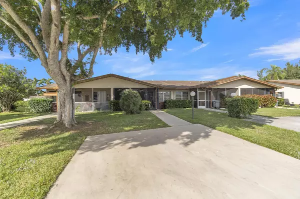 Delray Beach, FL 33484,5755 Doris CT