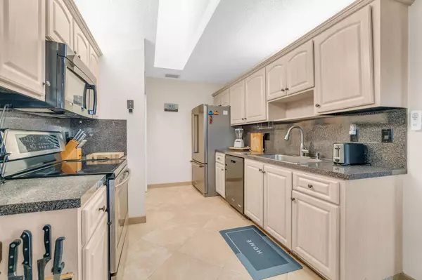 Delray Beach, FL 33484,5755 Doris CT