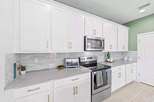 Lake Worth, FL 33467,8781 Corvus DR