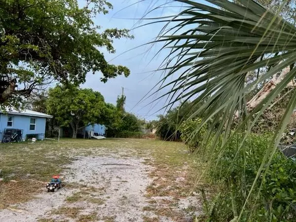 Lake Worth Beach, FL 33460,1402 S J ST 1