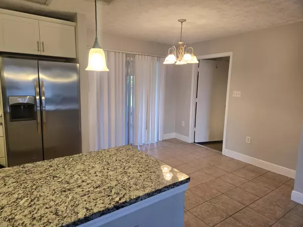253 SW Starflower AVE, Port Saint Lucie, FL 34953