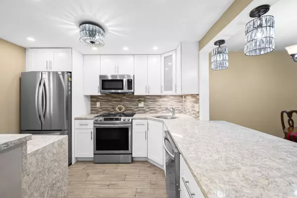Boca Raton, FL 33487,5900 NE 7th AVE 106n