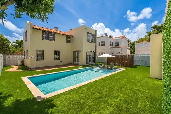 West Palm Beach, FL 33407,419 30th ST