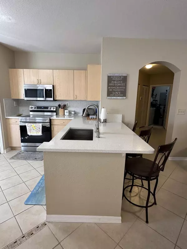 Port Saint Lucie, FL 34986,112 SW Peacock BLVD 7202