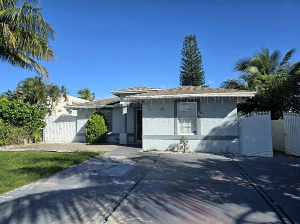 819 Hansen ST, West Palm Beach, FL 33405