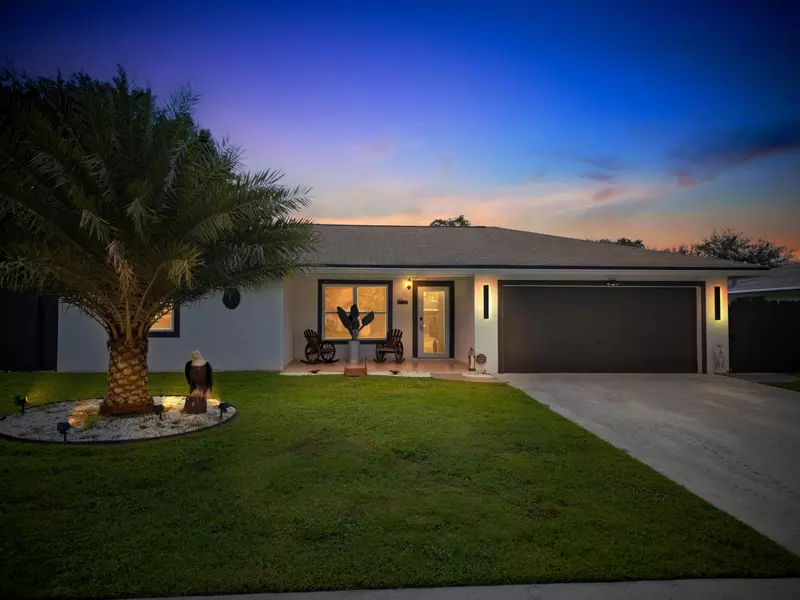 128 Barcelona DR, Royal Palm Beach, FL 33411