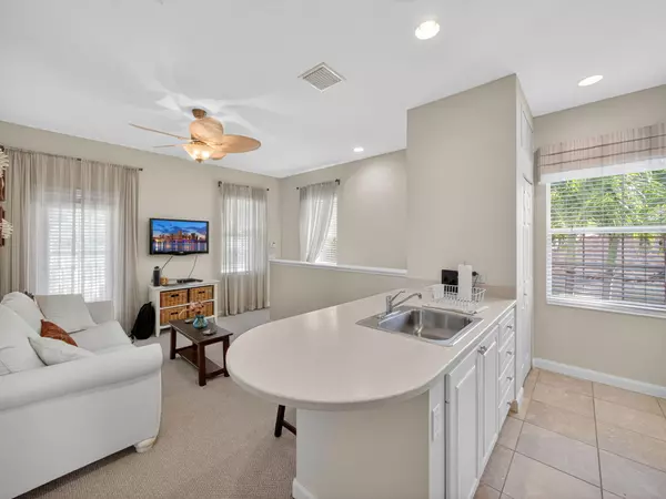 Jupiter, FL 33458,1833 Dakota DR Retreat