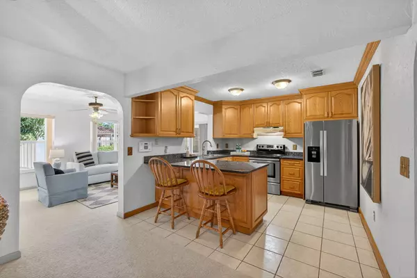 Lake Worth, FL 33467,142 W Palmetto RD