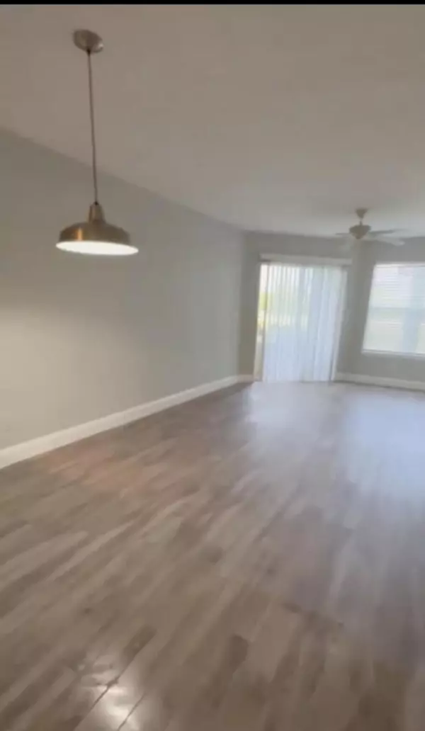 Delray Beach, FL 33445,1705 Palm Cove BLVD 108