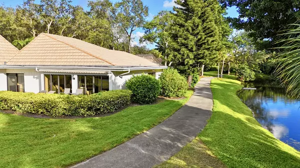 Boca Raton, FL 33434,406 Bridgewood CT