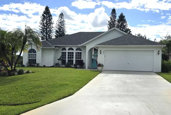 451 SE Cork RD, Port Saint Lucie, FL 34984